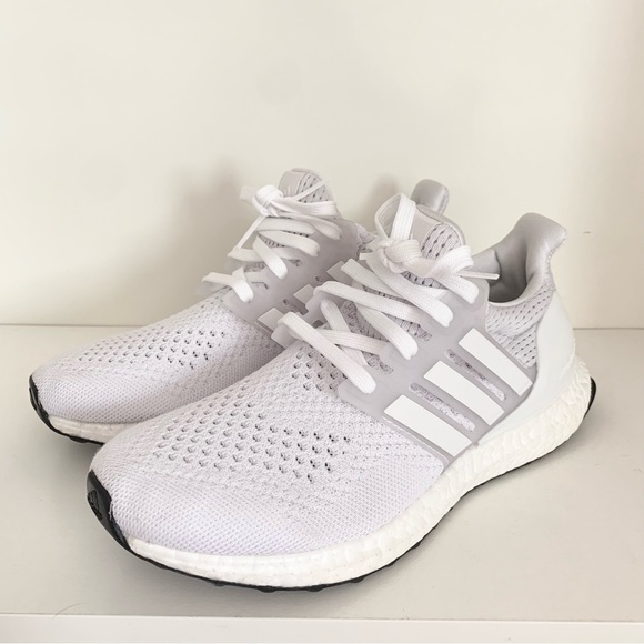 Adidas ultraboost white sneakers - Picture 2 of 16
